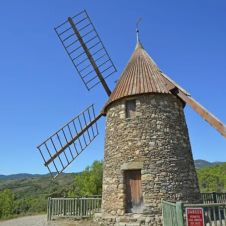 Vila In With Private Pool *