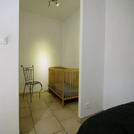 Vila In With Private Pool Lédenon