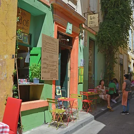 In With Private Pool * Lédenon