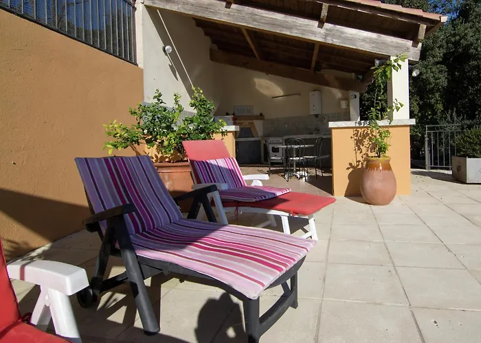 Villa In With Private Pool *